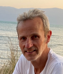 Klaus Schröder